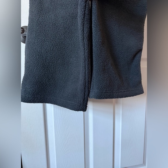 SKIMS X THE NORTH FACE 1995 RETRO DENALI FLEECE PANT - ONYX BLACK NWT SIZE SMALL - Picture 8 of 13